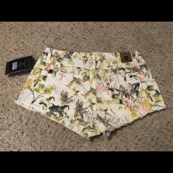 Insight Low Rider Floral Shorts, Sincerely Jules - Picture 2 of 5